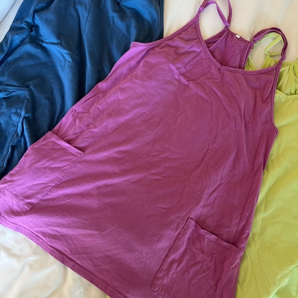 Set of 4 Activewear Dresses - Picture 5 of 8